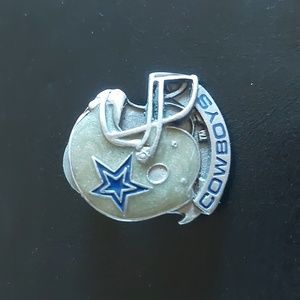 Dallas Cowboys NFL authentic helmet pin - NWOT